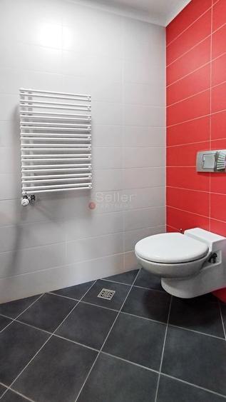 Apartament cu 3 camere semidecomandat, mobilat în Drumul Poienii