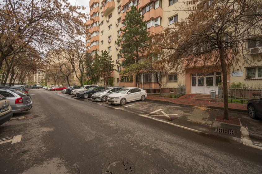 Garsonieră decomandată, mobilată în Nerva Traian