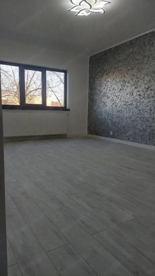 Apartament cu 2 camere decomandat în Siderurgiștilor