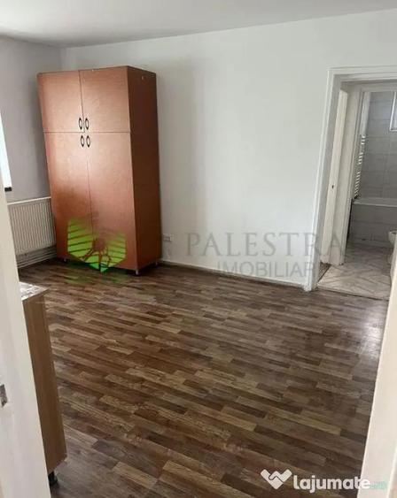 Apartament cu 2 camere semidecomandat, mobilat în Centrul Civic