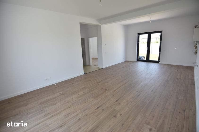 Casa / Vila P+1, 4 camere, Domnesti - 9