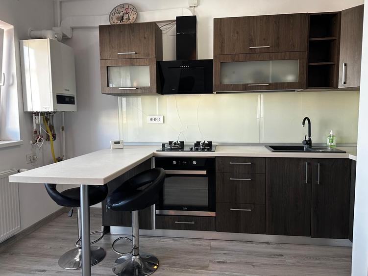 Apartament cu 3 camere bloc nou , zona Ramada - 2