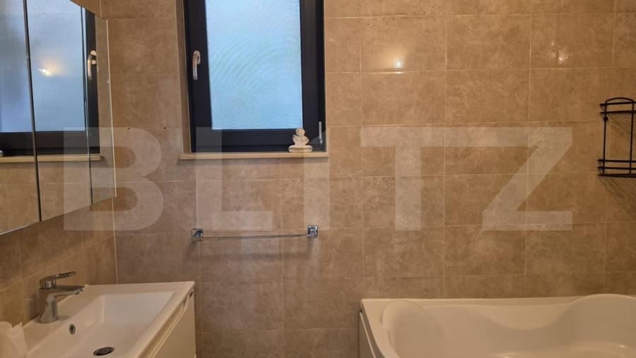 Casă cu 4 camere cu Teren 890 Mp în Bercu Roșu