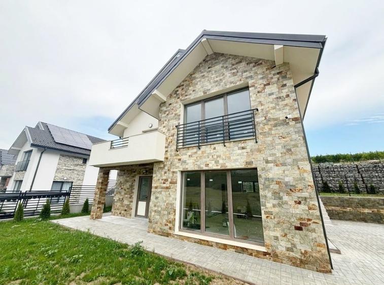 Casă cu 4 camere cu Teren 500 Mp în Baciu