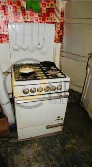 Apartament cu 3 camere semidecomandat în Capitale