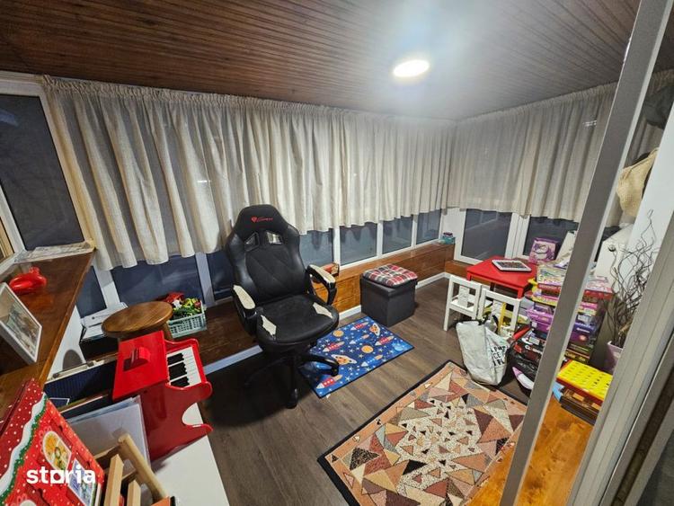 Apartament cu 3 camere semidecomandat, mobilat în Aviației