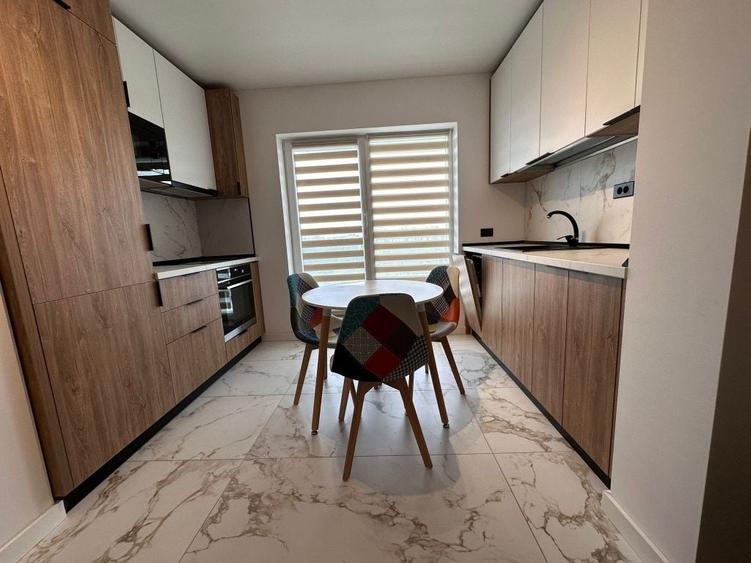 Apartament cu 2 camere decomandat în Berceni