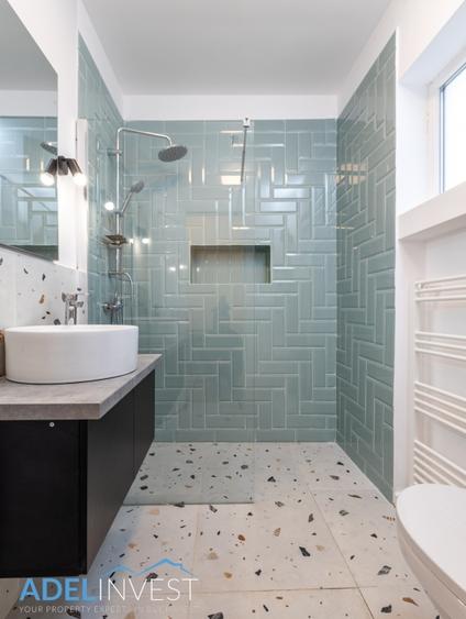 Apartament cu 3 camere semidecomandat, mobilat în Universitate