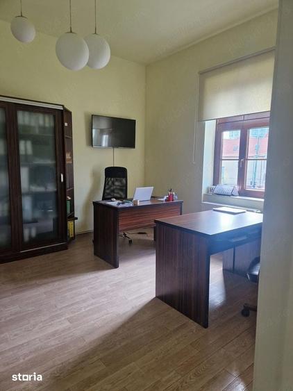 Apartament cu 3 camere în Take Ionescu