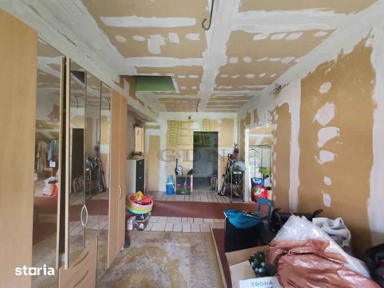 Casă cu 5 camere decomandat cu Teren 770 Mp în Trei Stejari