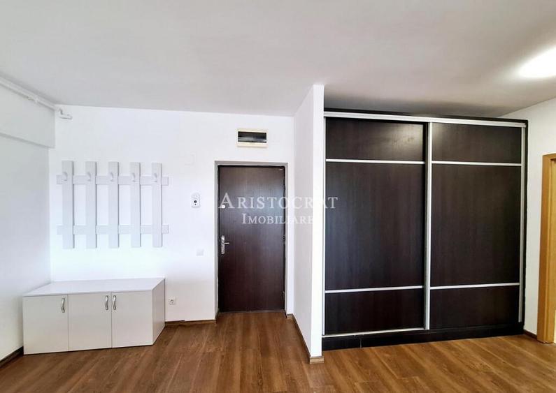 Apartament cu 2 camere decomandat în Ostratu