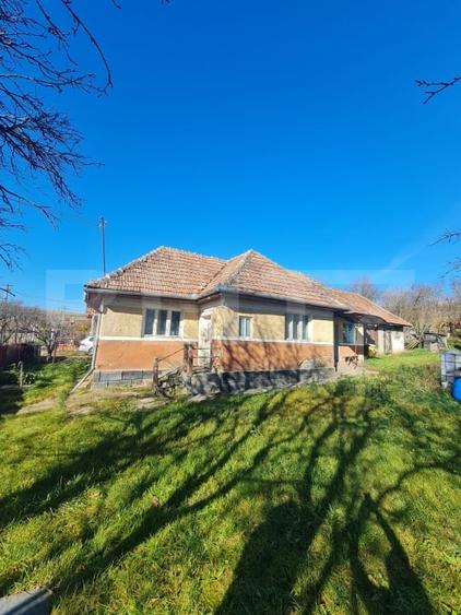 Casă individuală cu 2 camere cu Teren 2589 Mp în Rediu