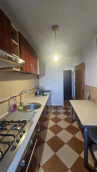 Apartament cu 2 camere decomandat, mobilat în Rahova