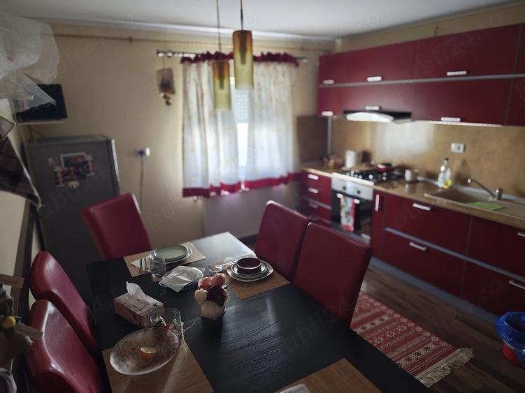 Apartament cu 3 camere decomandat în Bahne