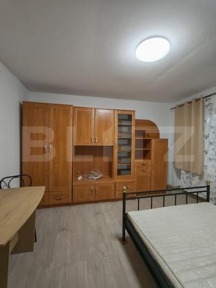 Garsonieră decomandată, mobilată în Central