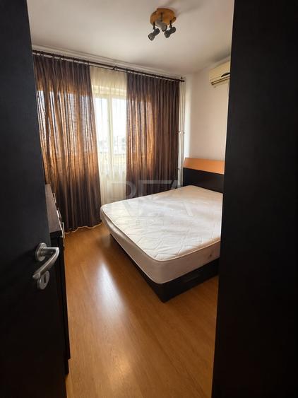Apartament cu 3 camere decomandat, mobilat în Rahova