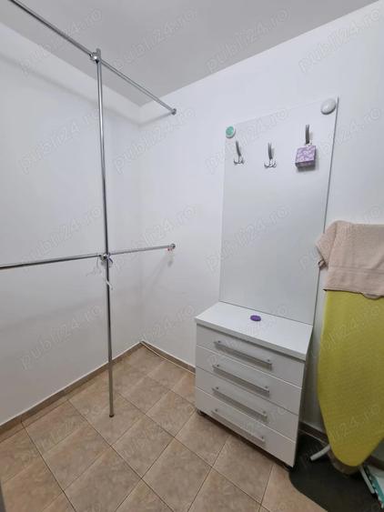 Apartament cu 2 camere în Micro 17