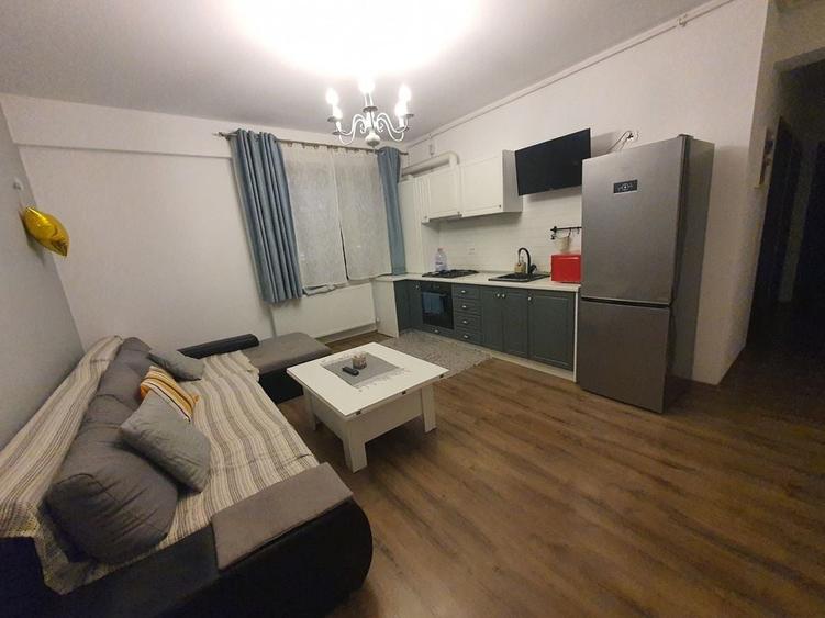 Apartament cu 2 camere decomandat în Palazu Mare