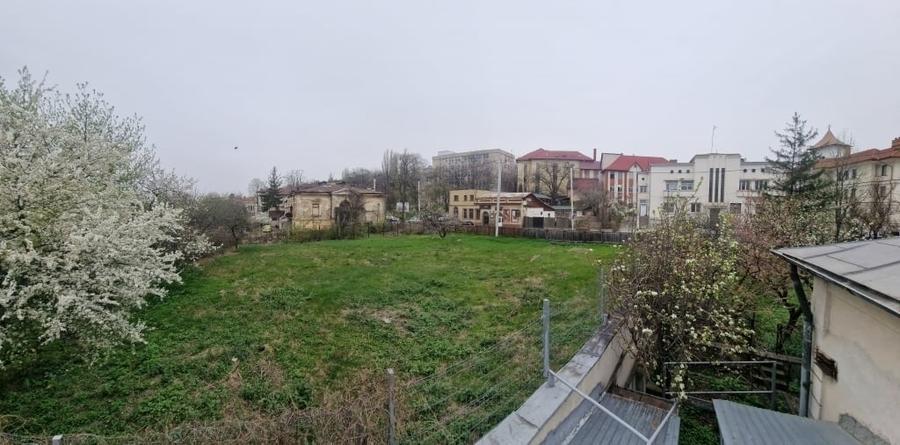 Casă individuală cu 4 camere în Păcurari