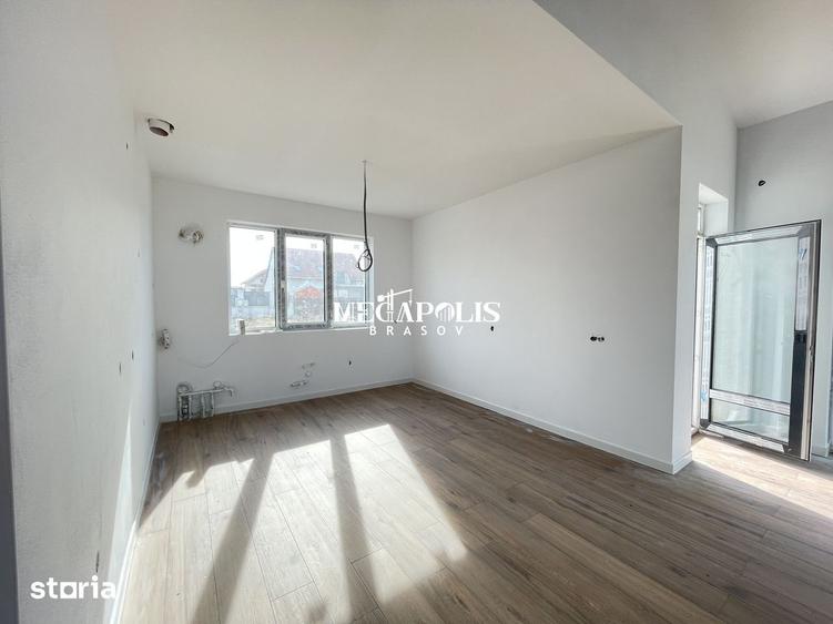 Casă cu 3 camere cu Teren 600 Mp în Sânpetru