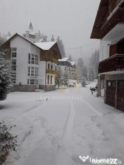 Apartament cu 3 camere decomandat în Poiana Brașov