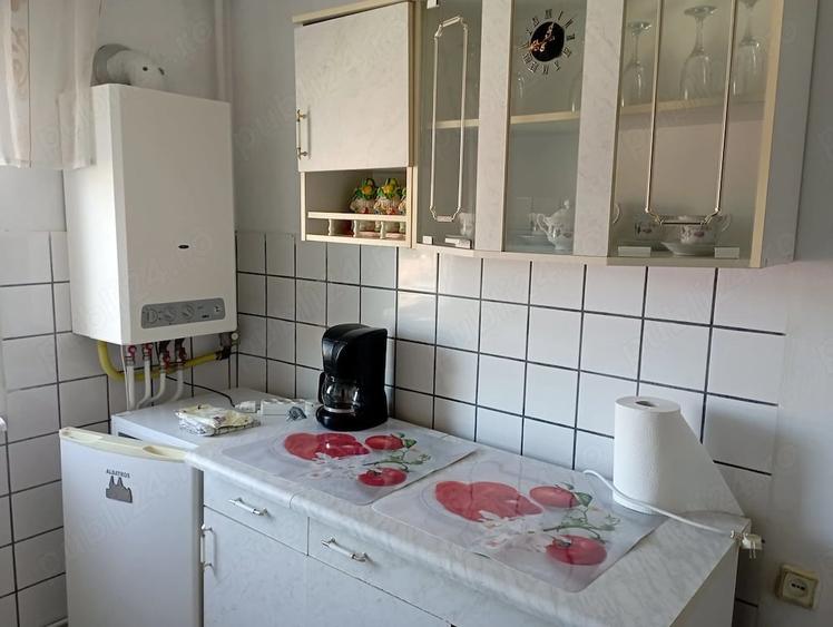 Garsonieră decomandată în Central