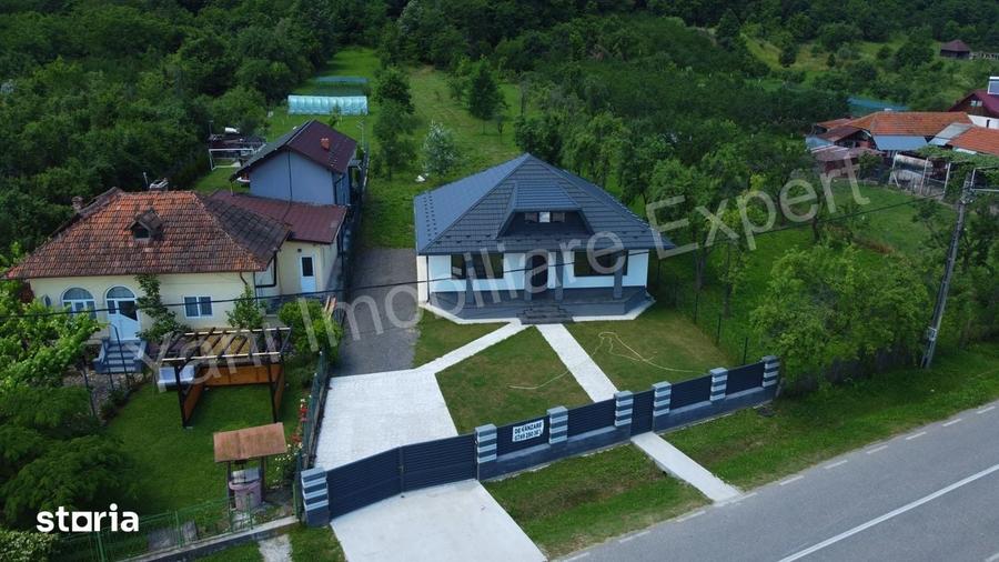 Casă cu 3 camere cu Teren 2477 Mp în Băiculești