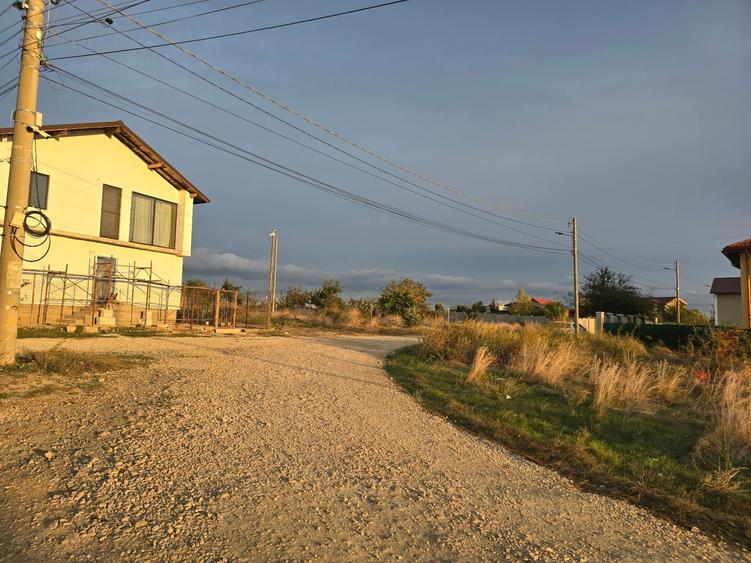 Teren Construcții intravilan de 500 mp, în Tuzla