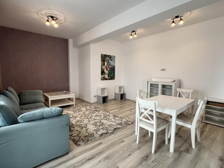 Apartament cu 3 camere decomandat, mobilat în Bucureștii Noi
