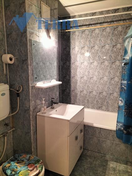 Apartament cu 2 camere semidecomandat, mobilat în Mioveni