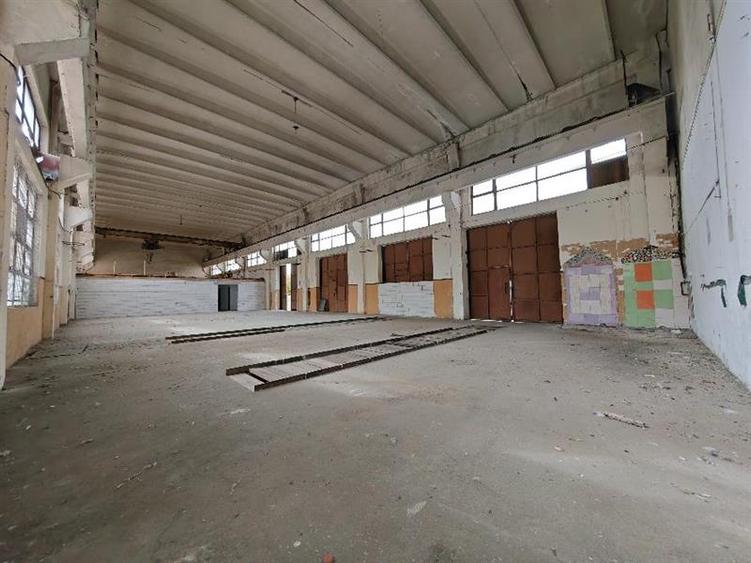 Spațiu industrial, de 540 mp, în Uzina 2
