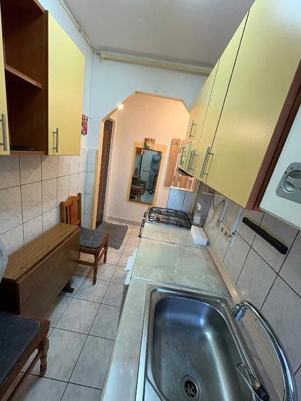 Apartament cu 2 camere nedecomandat în Central