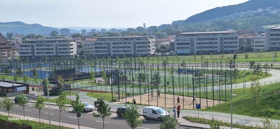 Apartament cu 2 camere decomandat în Florești