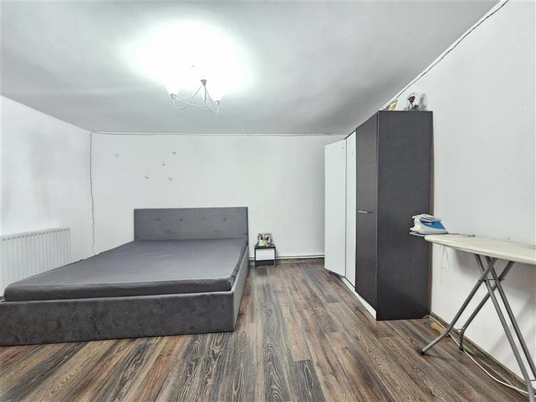 Casă individuală cu 4 camere cu Teren 513 Mp în CFR