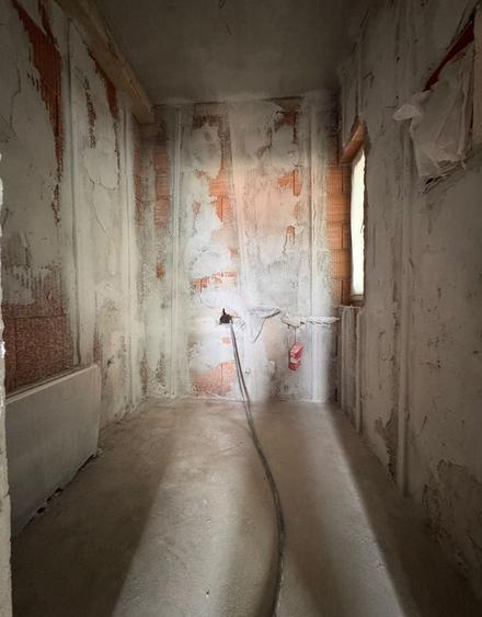 Duplex cu 4 camere cu Canalizare în Moșnița Nouă