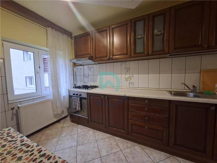 Apartament cu 2 camere decomandat în Răcădău