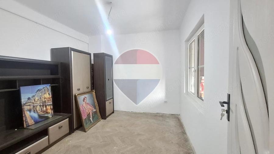 Casă cu 2 camere cu Teren 76 Mp în Central