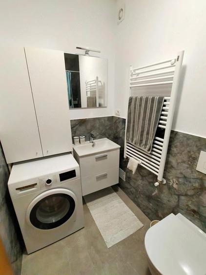 Apartament cu 2 camere decomandat în Complex Studențesc