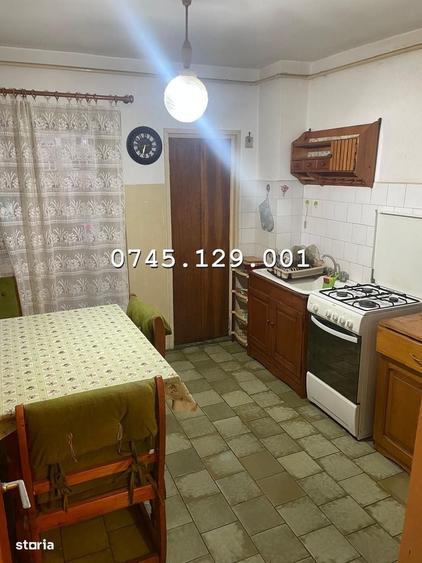Apartament cu 3 camere decomandat în Ultracentral