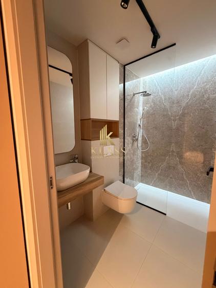 Apartament cu 4 camere decomandat în Iancu Nicolae