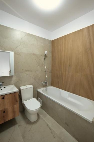 Duplex cu 4 camere cu Teren 150 Mp în Central
