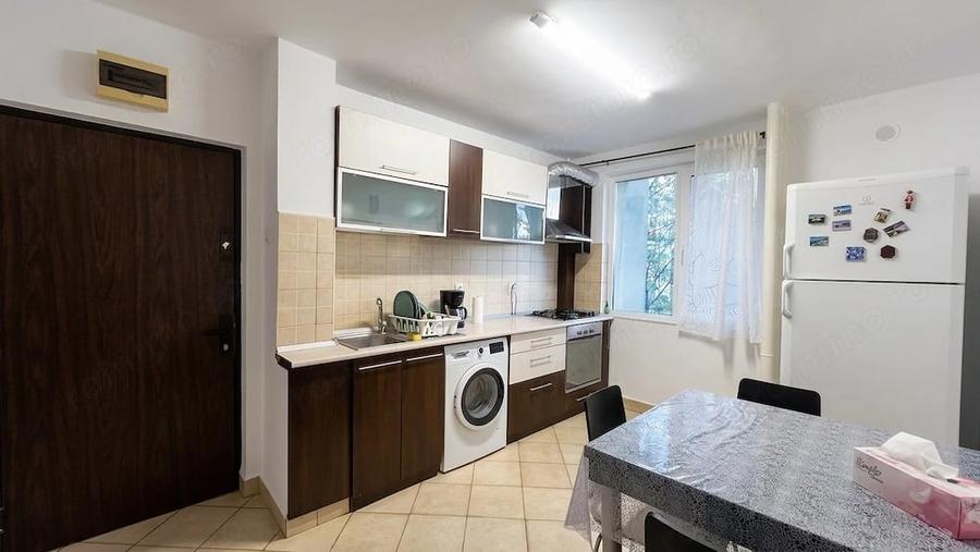 Apartament cu 3 camere în Grivița