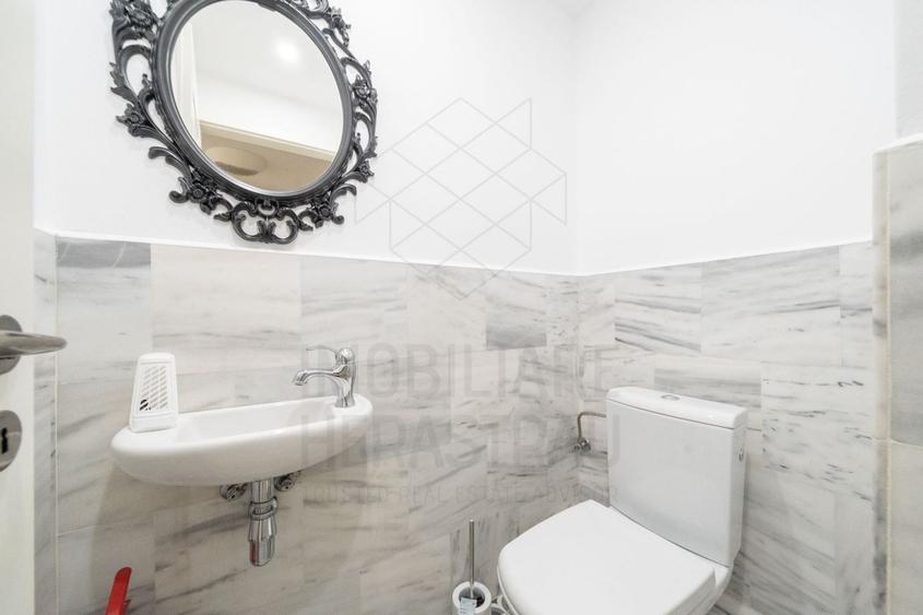 Apartament cu 6 camere decomandat, mobilat în Herăstrău