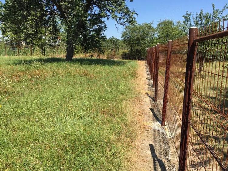 Casă cu Teren 4500 Mp în Uda