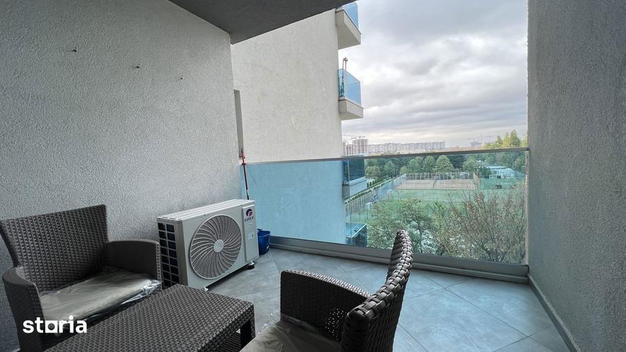 Apartament cu 3 camere semidecomandat, mobilat în Tei