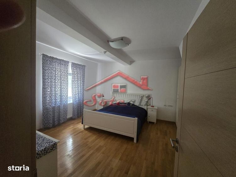 Casă cu 4 camere cu Teren 3300 Mp în Cornu