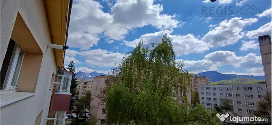 Apartament cu 2 camere nedecomandat în Județean