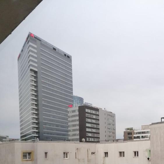 Apartament cu 2 camere decomandat în Aviației