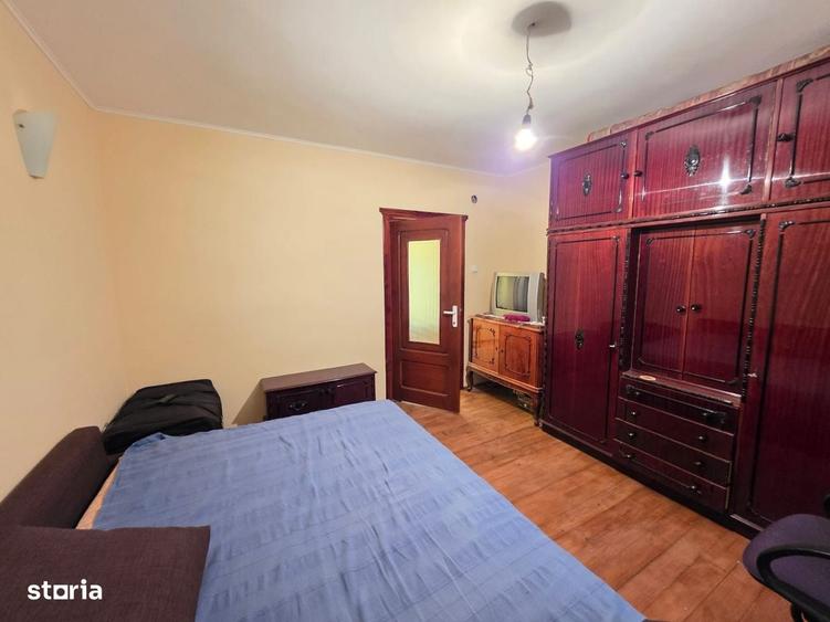 Casă cu 4 camere în Horia