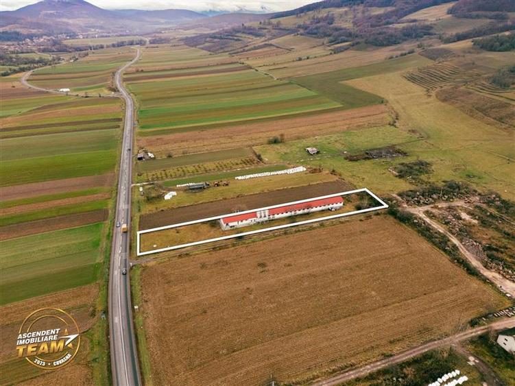 Spațiu industrial, de 794 mp, în Malnaș